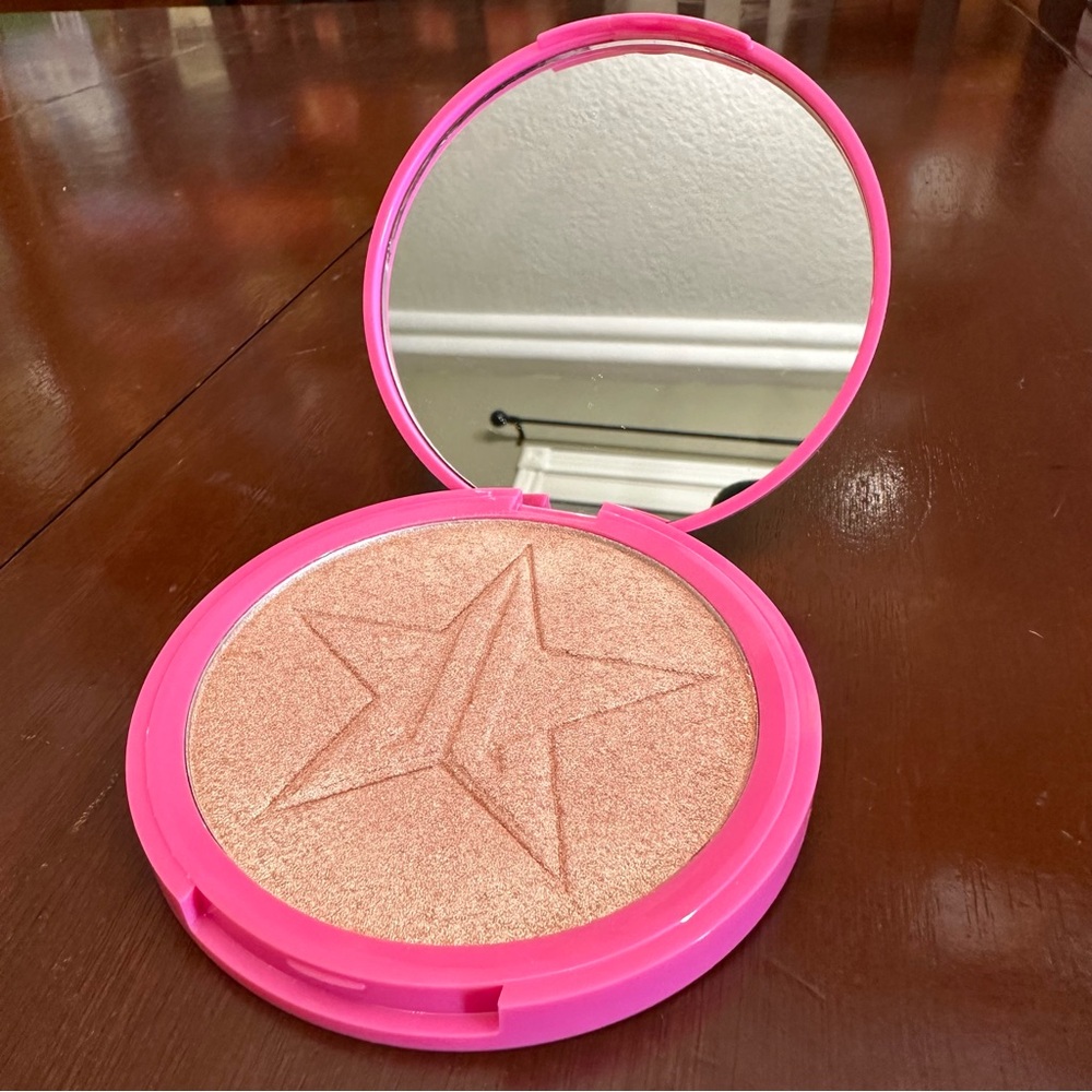 Jeffree Star Pink Skin Frost Highlighter in Peach Goddess nwob
